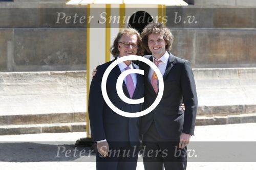 Amsterdam, 29 April 2013
Vertrek Kon. familie vanuit Paleis op de Dam naar het diner in het Rijksmuseum
Andre Rieu met zijn zoon Pierre Rieu
Foto Peter Smulders BV