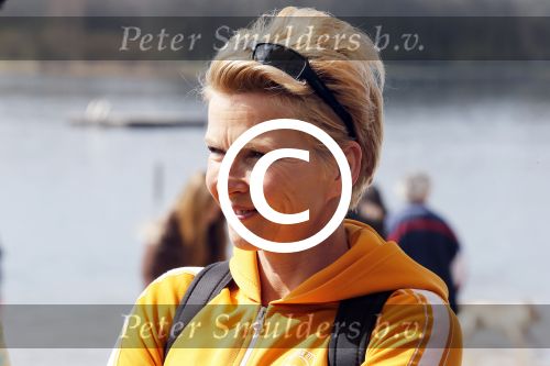 Busloo Apeldoorn 21 april 2013
Royal Canin organiseert grootste wandeltocht voor hond voor stichting Hulphond. Ambassadrices Anita Witzier Anouk Smulders en Martin Gaus lopen ook mee.
Peter Smulders bv