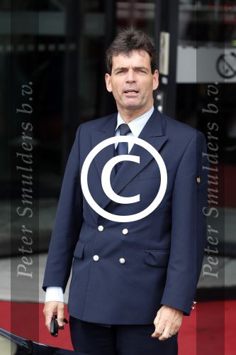 Amsterdam 15 mei 2013
Koningin Maxima verlaat het movenpick hotel. Arnold de chauffeur van Maxima
Peter Smulders bv