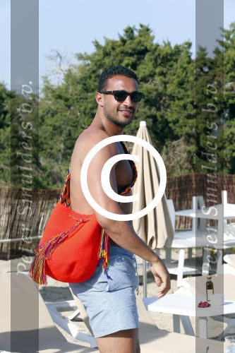 Ibiza 2 mei 2013
Estelle Cruijff en Badr Hari op vakantie op ibiza.
Peter Smulders bv
