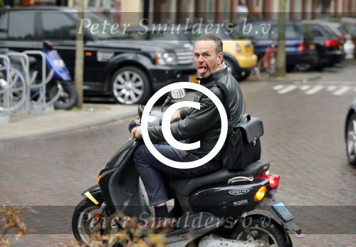 Amsterdam 14 mei 2013
Bert kuizenga op scooter
Peter Smulders bv