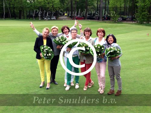 Sint Michielsgestel, 7 Mei 2013
Op Golfbaan de Dommel wint Dames 1 Dinsdag Kompetitie met 18-0 van de Geulberg en wordt daardoor kampioen in de 1e Klasse
Foto Peter Smulders BV