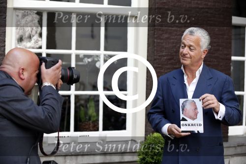 Amsterdam 15 mei 2013
Presentatie boek Bram Moszkowicz in hotel the Dylan. Zijn ex Julliette Polak heeft de foto voor het boek gemaakt.
Peter Smulders bv