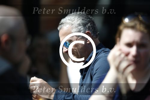 Amsterdam 24 april 2013
Bram Moszkowicz op terras bij le pain et cotidien waar zijn dochter werkt.
Peter Smulders bv