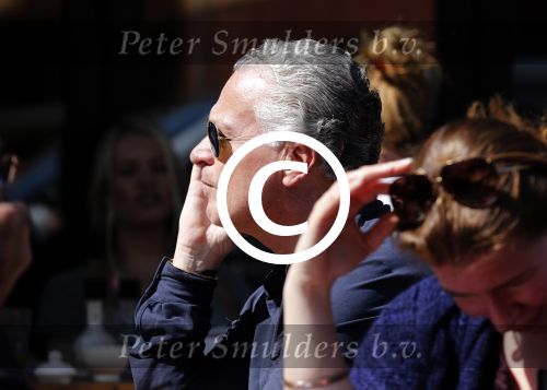 Amsterdam 24 april 2013
Bram Moszkowicz op terras bij le pain et cotidien waar zijn dochter werkt.
Peter Smulders bv