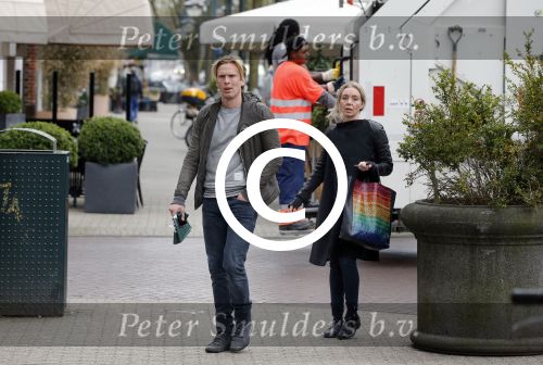Amsterdam 19 april 2013
Ajax speler Christian Poulsen met zijn vrouw op de cornelis schuytstraat.
Peter Smulders bv