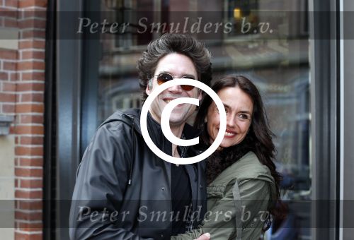 Amsterdam 28 april 2013
Premiere John v Eerd in het nieuwe de la mar theater. daniel Boissevain met vrouw
Peter Smulders bv
