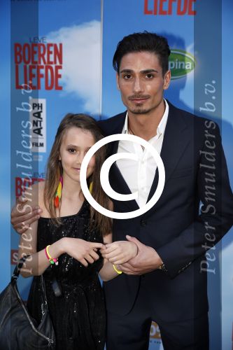Amsterdam 13 mei 2013
Premiere leve boerenliefde in tuschinski. tatum dagelet met vriend Daniel de Ridder en dochter Toy Travis
Peter Smulders bv