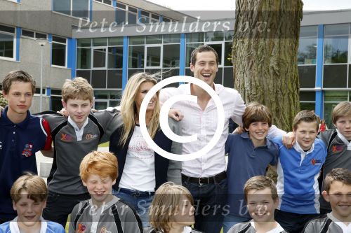 Hilversum 13 mei 2013
Danielle Oerlemans en Tim Visser zijn ambassadeurs van de rugby acadamy .
Peter Smulders bv