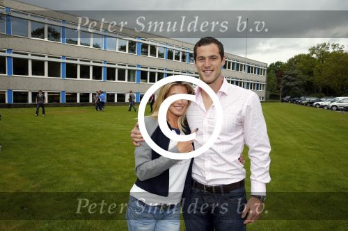 Hilversum 13 mei 2013
Danielle Oerlemans en Tim Visser zijn ambassadeurs van de rugby acadamy .
Peter Smulders bv