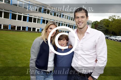 Hilversum 13 mei 2013
Danielle Oerlemans en Tim Visser zijn ambassadeurs van de rugby acadamy .
Peter Smulders bv
