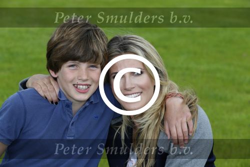 Hilversum 13 mei 2013
Danielle Oerlemans en Tim Visser zijn ambassadeurs van de rugby acadamy .
Peter Smulders bv