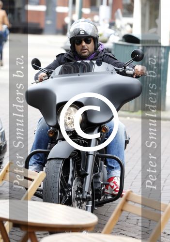 Amsterdam 17 april 2013
Dennis Rugenbregt op zijn Harley Davidson Buddha to Buddha motor.
Peter Smulders bv
