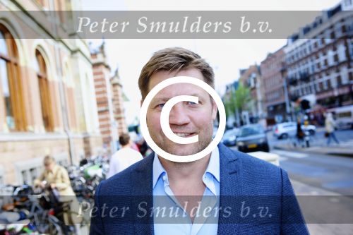Amsterdam, 15 Mei 2013 In het Conservatorium Hotel vierde Leco Zadelhoff zijn 45ste verjaardag en 25 jaar in het vak.
Dennis v d Geest
Foto Peter Smulders BV