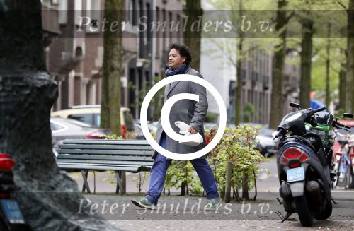 Amsterdam 14 mei 2013
Dirk zeelenberg doet boodschappen.
Peter Smulders bv