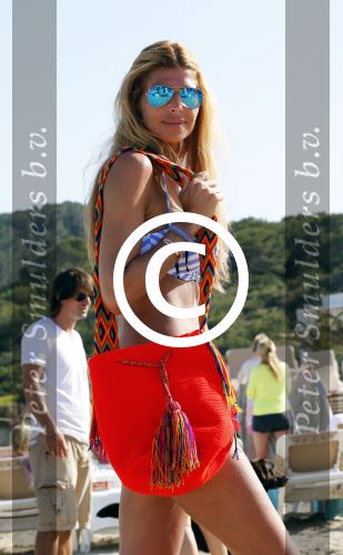 Ibiza 2 mei 2013
Estelle Cruijff en Badr Hari op vakantie op ibiza.
Peter Smulders bv