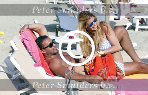 Ibiza 2 mei 2013
Estelle Cruijff en Badr Hari op vakantie op ibiza.
Peter Smulders bv