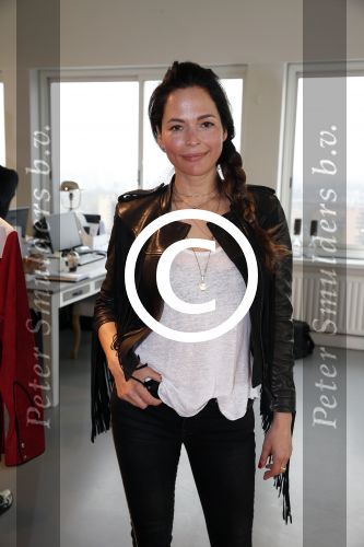 Amsterdam 23 april 2013
Presentatie by Danie Bles in World fashion center. Evelien Struik
Peter Smulders bv