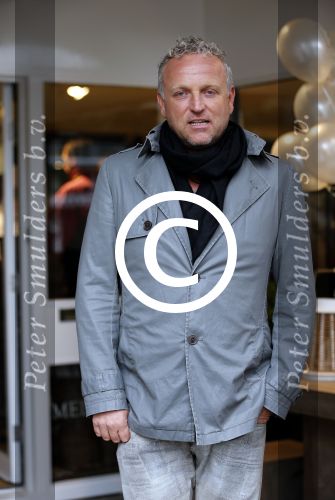 Laren 10 mei 2013
Gordon opent nieuwe riviera Maison winkel samen met Henk Teunissen ( eigenaar)
Peter Smulders bv