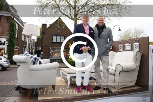 Laren 10 mei 2013
Gordon opent nieuwe riviera Maison winkel samen met Henk Teunissen ( eigenaar)
Peter Smulders bv