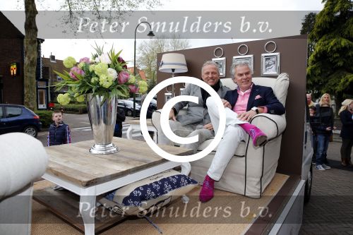 Laren 10 mei 2013
Gordon opent nieuwe riviera Maison winkel samen met Henk Teunissen ( eigenaar)
Peter Smulders bv