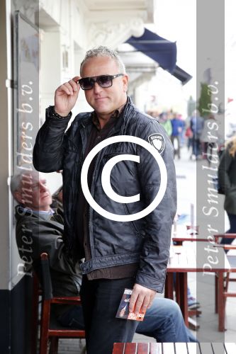 Amsterdam 27 april 2013
Gordon op de pc hooftstraat.
Peter Smulders bv