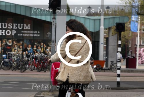 Amsterdam 13 mei 2013
Halina Reijn op de fiets 
Peter Smulders bv