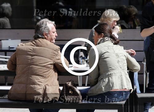 Amsterdam 28 april 2013
Hans en Shanna Breukhoven op terras
Peter Smulders bv