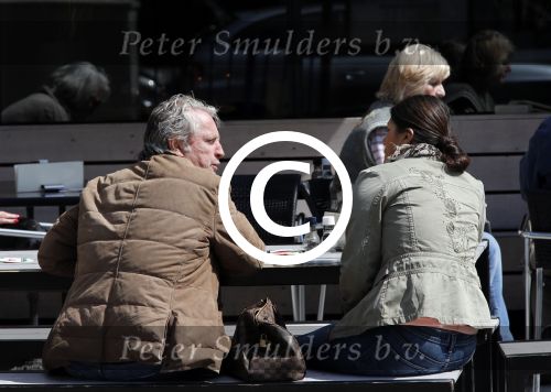 Amsterdam 28 april 2013
Hans en Shanna Breukhoven op terras
Peter Smulders bv