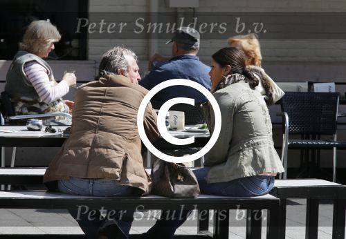 Amsterdam 28 april 2013
Hans en Shanna Breukhoven op terras
Peter Smulders bv