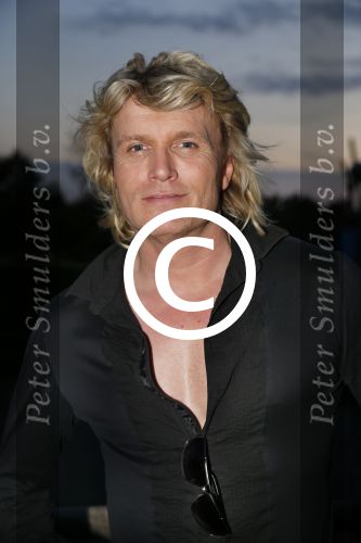 Harderwijk 14 mei 2013
Premiere nieuwe show in het dolfinarium. Hans Klok
Peter Smulders bv