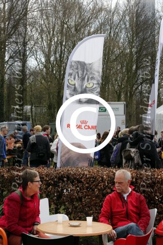 Busloo Apeldoorn 21 april 2013
Royal Canin organiseert grootste wandeltocht voor hond voor stichting Hulphond. Ambassadrices Anita Witzier Anouk Smulders en Martin Gaus lopen ook mee.
Peter Smulders bv