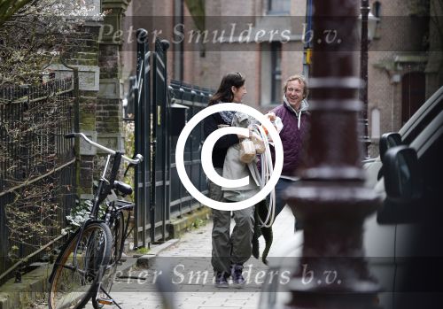 Amsterdam 19 april 2013
Isa Hoes met een vriend/kennis die haar naar huis brengt.
Peter Smulders bv