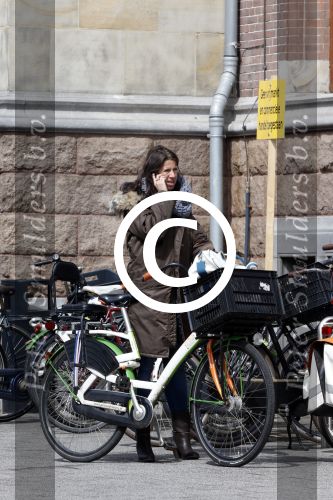 Amsterdam 23 april 2013
Isa Hoes verlaat het conservatorium hotel.
Peter Smulders bv