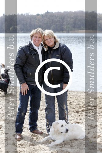 Voorst 21 april 2013
Jacques Herb met zijn vrouw Diny en hond.
Peter Smulders bv