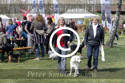 Voorst 21 april 2013
Jacques Herb met zijn vrouw Diny en hond.
Peter Smulders bv