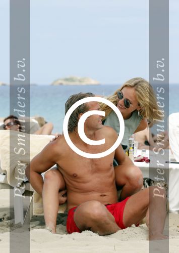 Ibiza 8 mei 2013
John Ewbank met zijn vriendin Kelly Weekers op ibiza.
Peter Smulders bv
