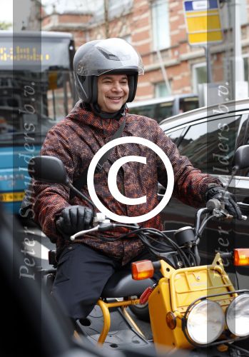 Amsterdam 29 april 2013
John Jones op de scooter.
Peter Smulders bv