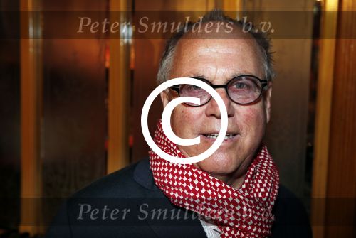 Volendam 22 april 2013
Linda de Mol reikt de eerse l Homo uit aan Johannes Rypma die op de cover staat. De presentatie was in hotel Spaander. Joop Braakhekke
Peter Smulders bv