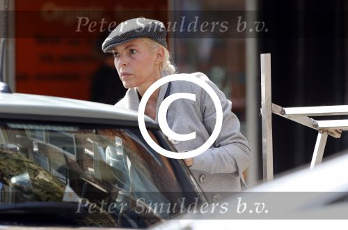 Amsterdam 22 april 2013
Judith Osborn met haar mini cooper.
Peter Smulders bv