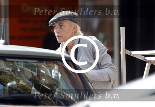 Amsterdam 22 april 2013
Judith Osborn met haar mini cooper.
Peter Smulders bv