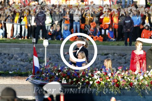 Amsterdam, 30 april 2013
Inhuldiging Koning Willem Alexander en Koningin Maxima
Met de boot rondvaren op de Ijssel
Foto Peter Smulders BV