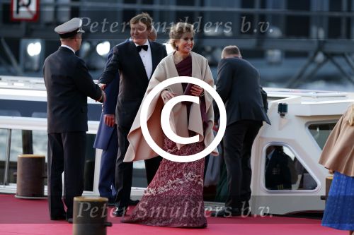Amsterdam, 30 april 2013
Inhuldiging Koning Willem Alexander en Koningin Maxima
Met de boot rondvaren op de Ijssel
Foto Peter Smulders BV