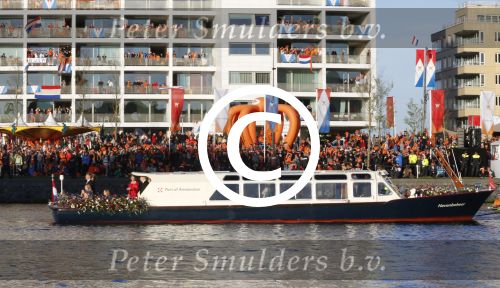 Amsterdam, 30 april 2013
Inhuldiging Koning Willem Alexander en Koningin Maxima
Met de boot rondvaren op de Ijssel
Foto Peter Smulders BV