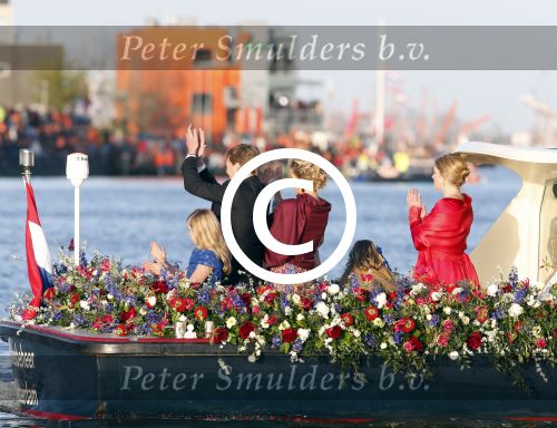 Amsterdam, 30 april 2013
Inhuldiging Koning Willem Alexander en Koningin Maxima
Met de boot rondvaren op de Ijssel
Foto Peter Smulders BV