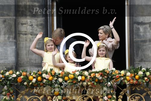 Amsterdam, 30 april 2013
Inhuldiging Koning Willem Alexander en Koningin Maxima
met hun kinderen op het bordes
Foto Peter Smulders BV