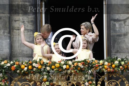 Amsterdam, 30 april 2013
Inhuldiging Koning Willem Alexander en Koningin Maxima
met hun kinderen op het bordes
Foto Peter Smulders BV