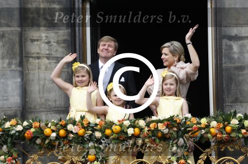 Amsterdam, 30 april 2013
Inhuldiging Koning Willem Alexander en Koningin Maxima
met hun kinderen op het bordes
Foto Peter Smulders BV