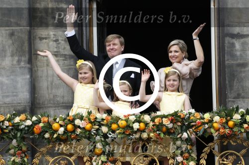 Amsterdam, 30 april 2013
Inhuldiging Koning Willem Alexander en Koningin Maxima
met hun kinderen op het bordes
Foto Peter Smulders BV