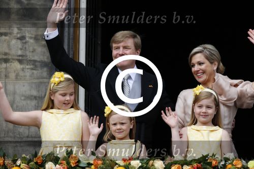 Amsterdam, 30 april 2013
Inhuldiging Koning Willem Alexander en Koningin Maxima
met hun kinderen op het bordes
Foto Peter Smulders BV